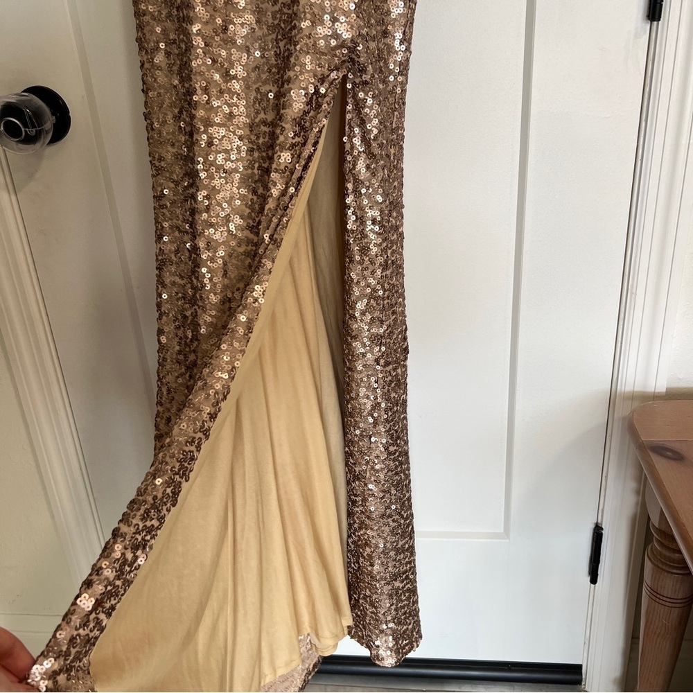 Ieena for Mac Duggal Sequin Gown - Picture 5 of 11